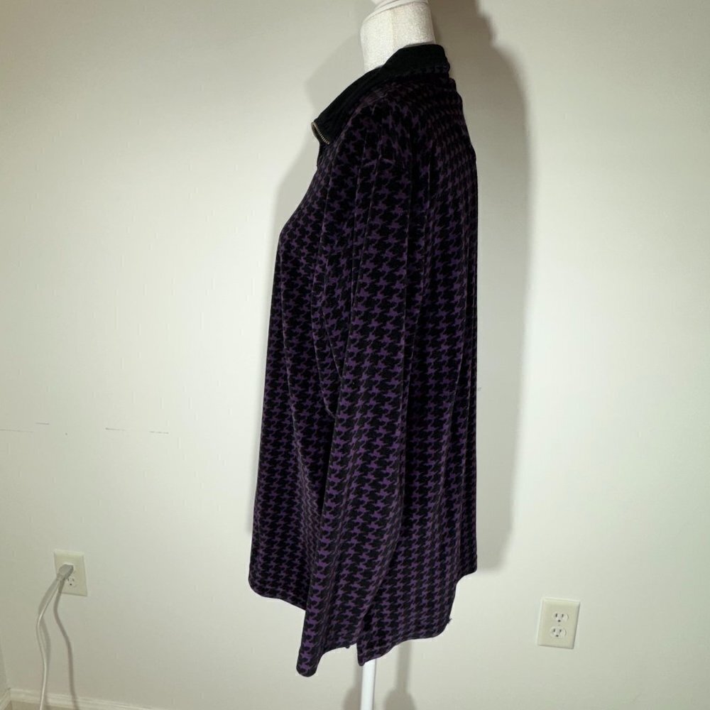 Women's Velour Purple and Black 1/4 Zip Pullover - Size Large - Picture 5 of 12
